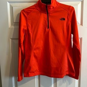 North Face Pull Over